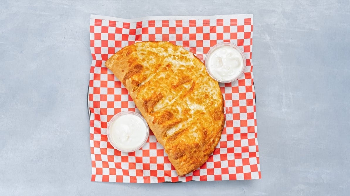 Buffalo Chicken Calzone (Large).
