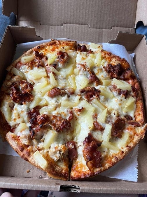 B.H. Grilled Chicken, Pineapple & Bacon Pizza (Small).