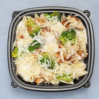 Chicken Broccoli Alfredo Pasta